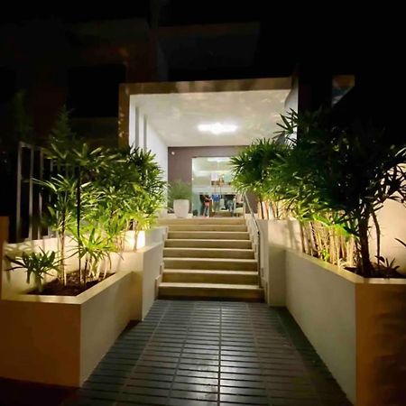 Amazing Rooftop And Best View Of The City سانتياغو دي لوس كاباليروس المظهر الخارجي الصورة