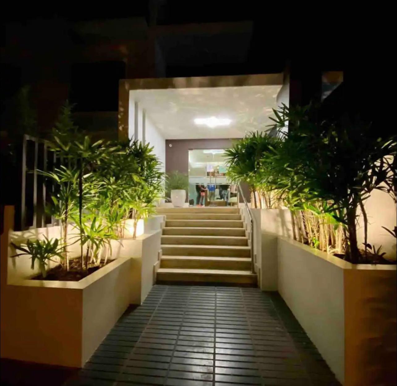 Amazing Rooftop And Best View Of The City سانتياغو دي لوس كاباليروس المظهر الخارجي الصورة